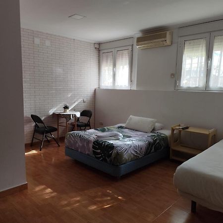 El Colmenar Habitaciones Madrid Extérieur photo